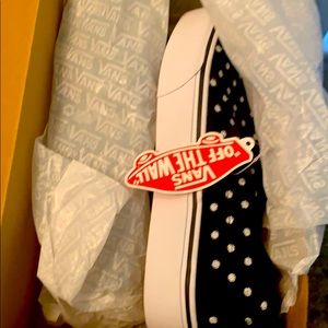 Classic Suede Slip on Platform Vans